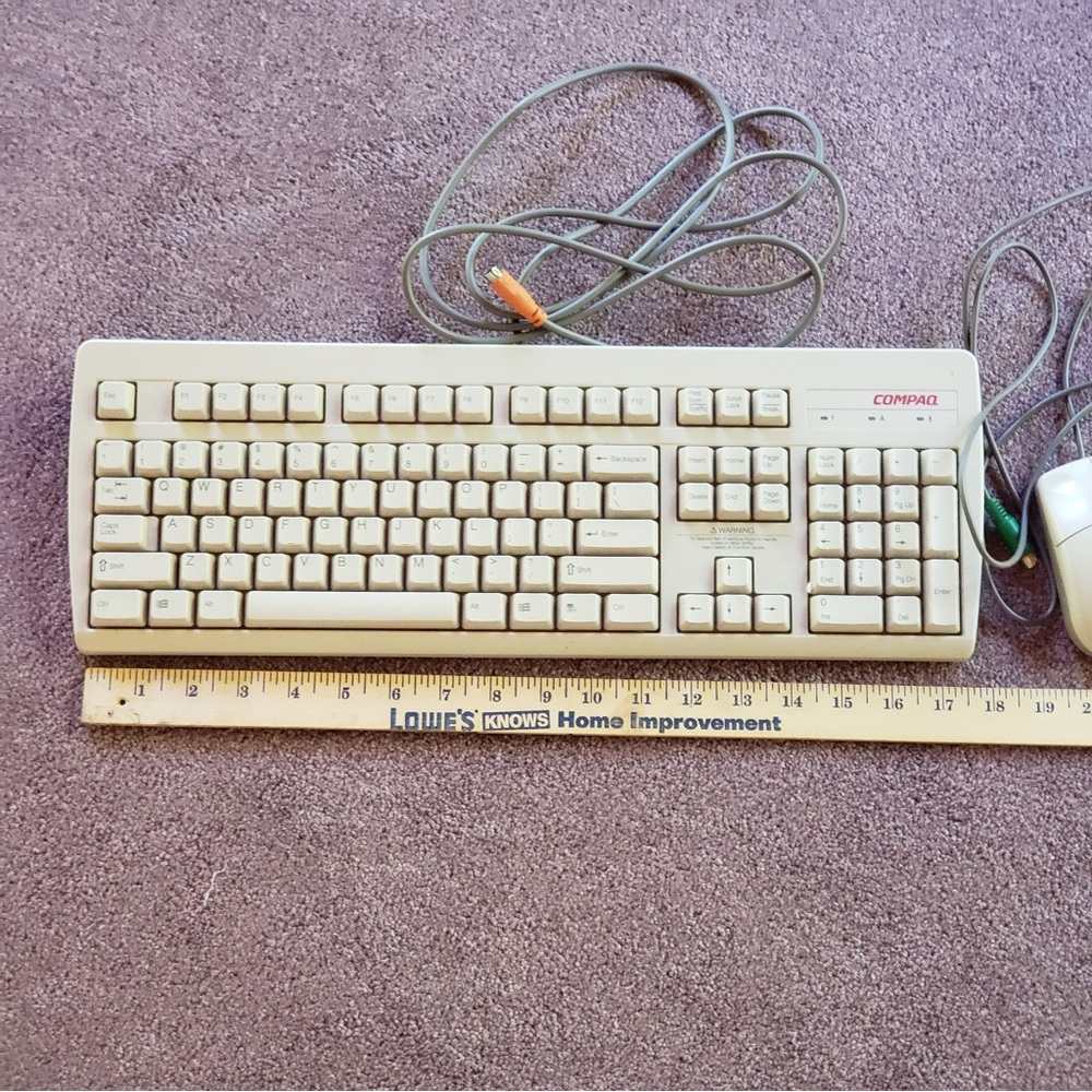 Keyboard - Picture 3 of 5